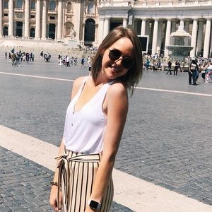 Meet your Posher, Caroline